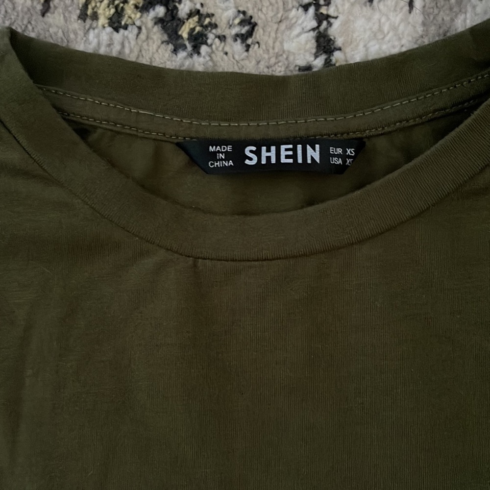 Shein Ruffled Dress - Picture 3 of 4